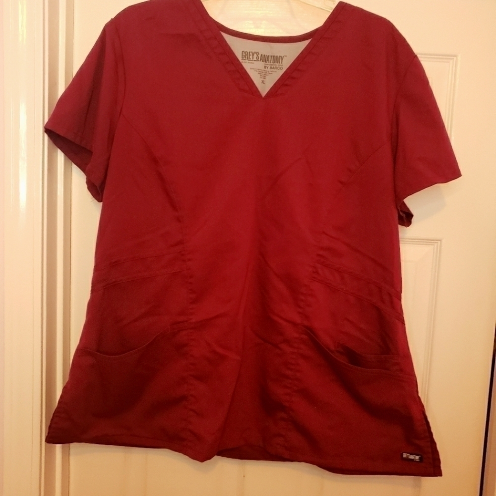 Greys Anatomy scrub shirt XL